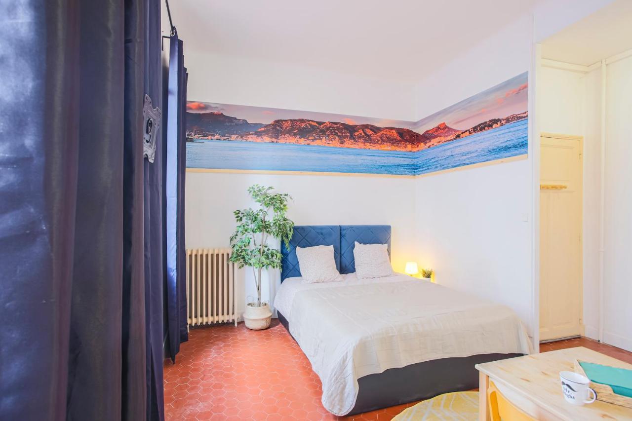 Apartamento #1 Centre Au Calme, Lumineux, Stationnement Facile
