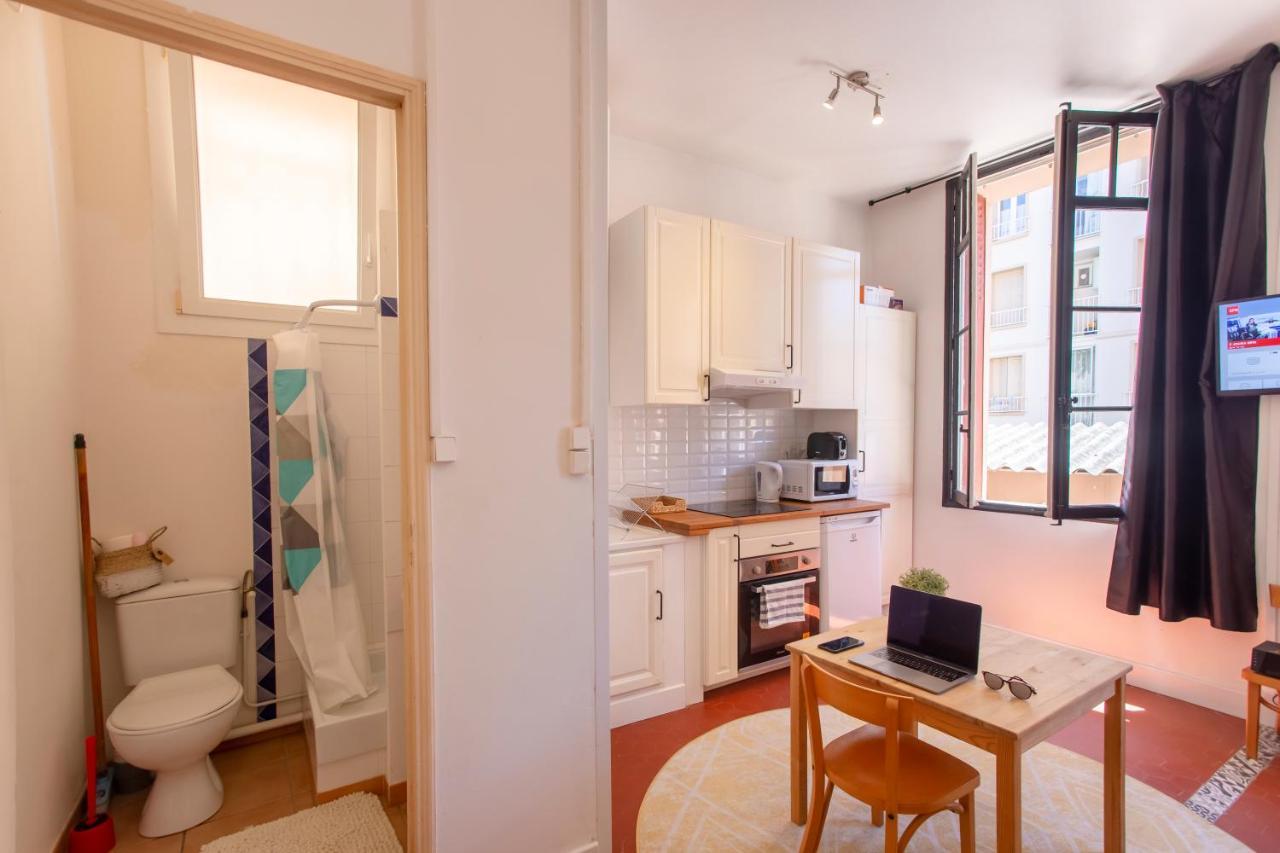 Apartment #1 Centre Au Calme, Lumineux, Stationnement Facile Toulon