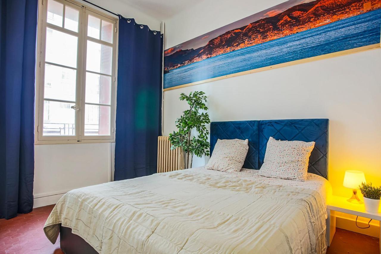 #1 Centre Au Calme, Lumineux, Stationnement Facile Apartment *