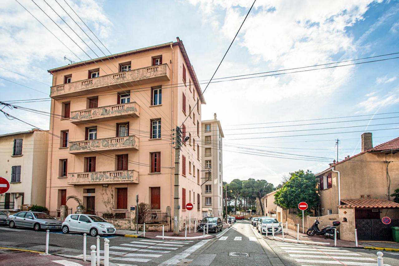 Apartment #1 Centre Au Calme, Lumineux, Stationnement Facile Toulon